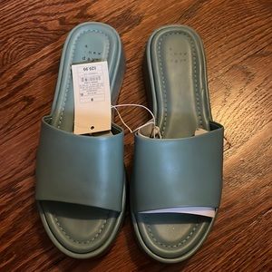 A New Day sandal with memory foam